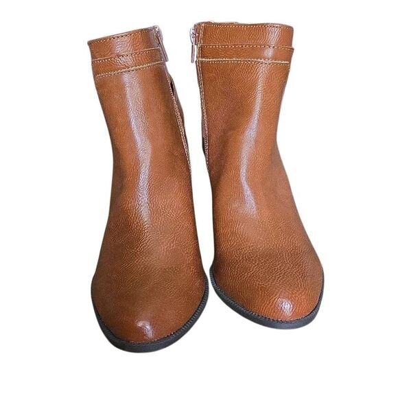 Bar III Women's Size 7 Brown Faux Leather Side Zip Heeled Booties - Picture 7 of 9